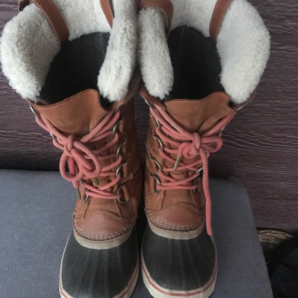 Sorel Joan of Arctic
